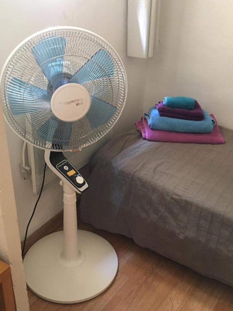 Appart Sympa Dans Le Vieux Nîmes Exterior foto
